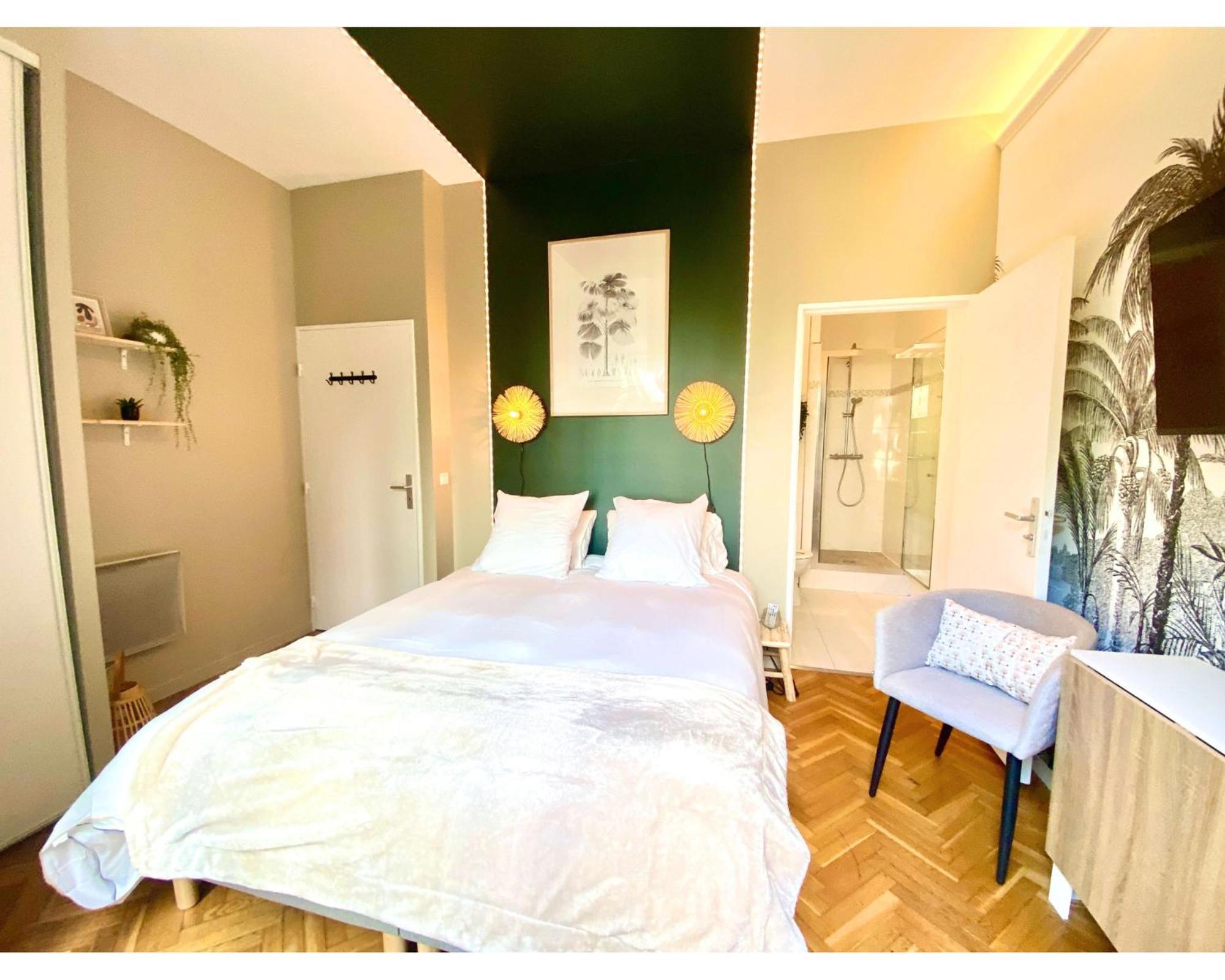 Cosy Avec Salle De Bain Et Jardin Prive Homestay Paris